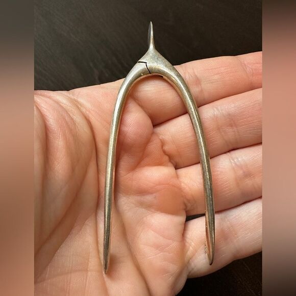 Antique Gorham marked H171 "wishbone" sterling silver sugar cube tongs! - Picture 4 of 7